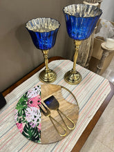 Load image into Gallery viewer, Round Cheeseboard with cutlery