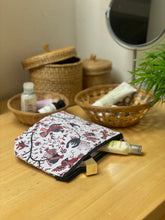 Load image into Gallery viewer, Straits Batik Pouch