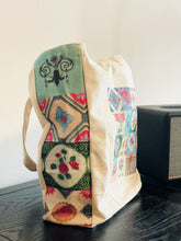 Load image into Gallery viewer, Peranakan Tiles Carryall