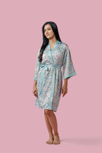 Load image into Gallery viewer, Chinese Floral Kimono