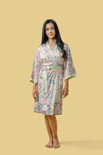 Load image into Gallery viewer, Peranakan Tile Kimono