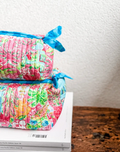 Load image into Gallery viewer, Tropical Pink Pouch