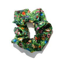 Load image into Gallery viewer, Silk Scrunchies