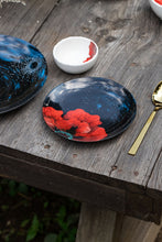 Load image into Gallery viewer, Scarlet Quarter Plates