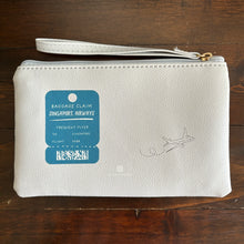 Load image into Gallery viewer, Singapore Airways Travel Pouch

