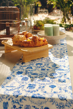 Load image into Gallery viewer, Singapore Icon Table Runner
