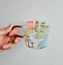 Load image into Gallery viewer, Singapore Icons Glass Mug
