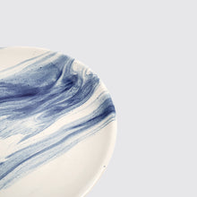 Load image into Gallery viewer, The Confluence Quarter Plate - Indigo
