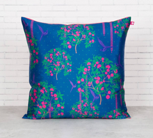 Load image into Gallery viewer, Prussian Berry Pecker Blended Taf Silk Cushion Cover
